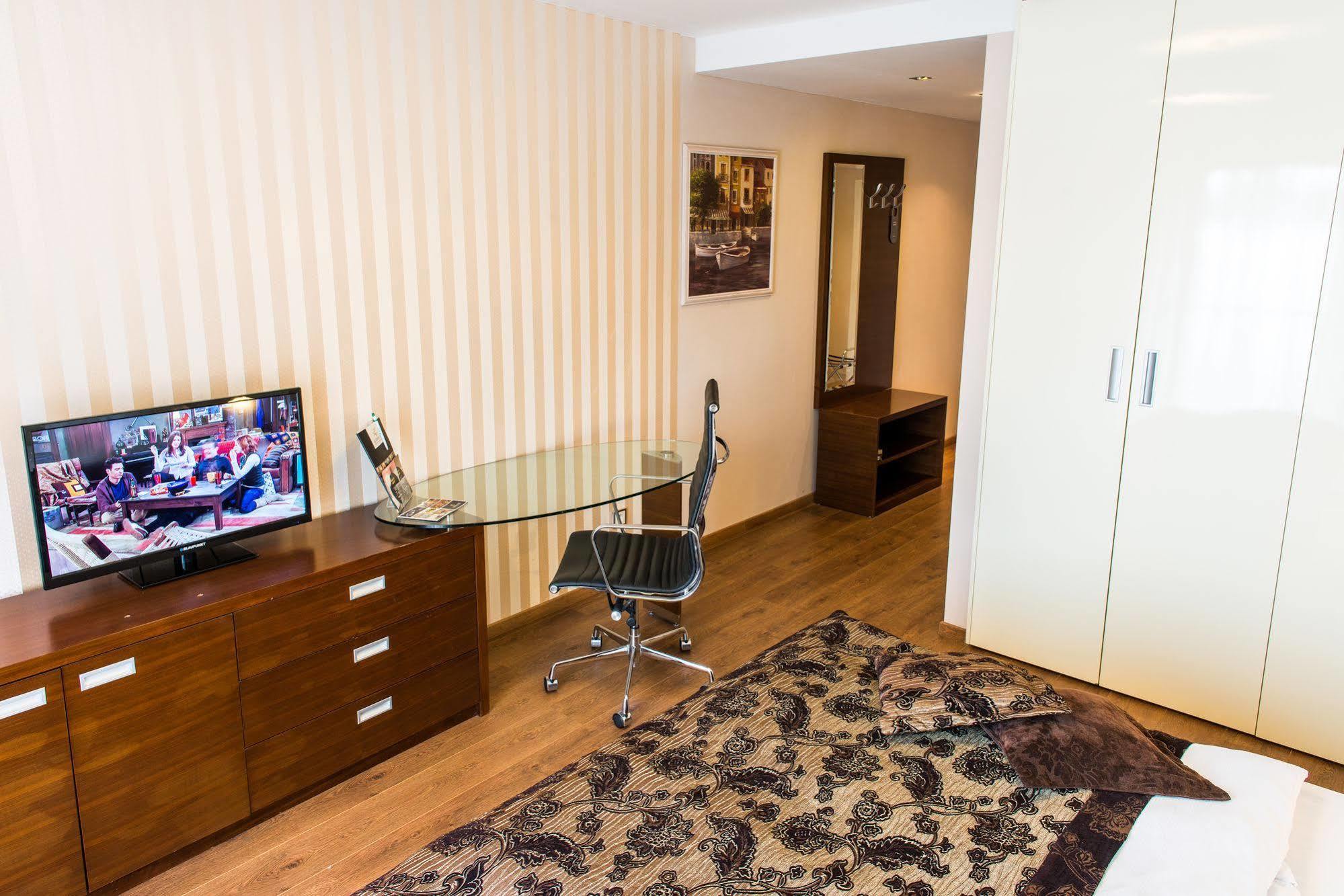 Golden Fish Apartmany Xia Plzeň Dış mekan fotoğraf