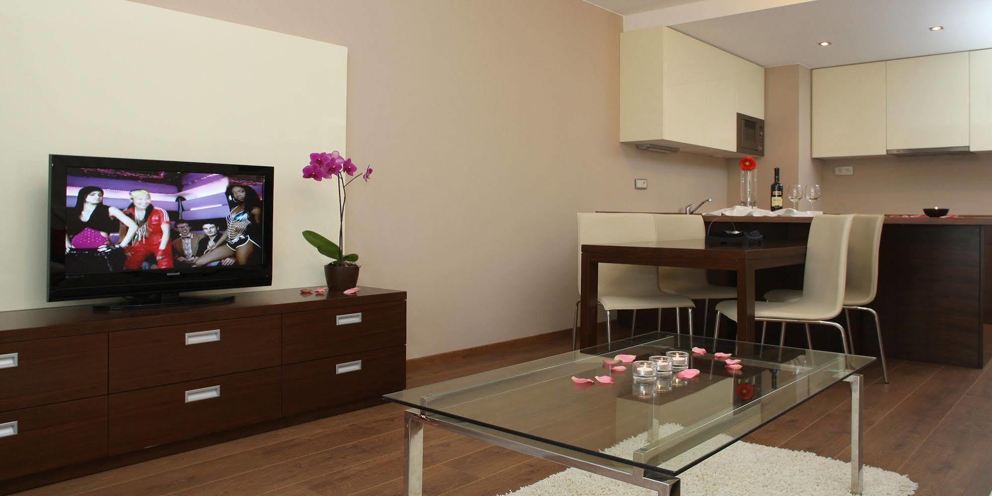 Golden Fish Apartmany Xia Plzeň Dış mekan fotoğraf