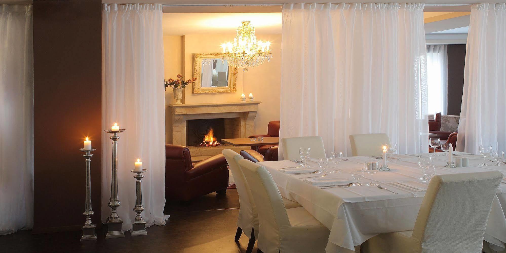 Golden Fish Apartmany Xia Plzeň Dış mekan fotoğraf
