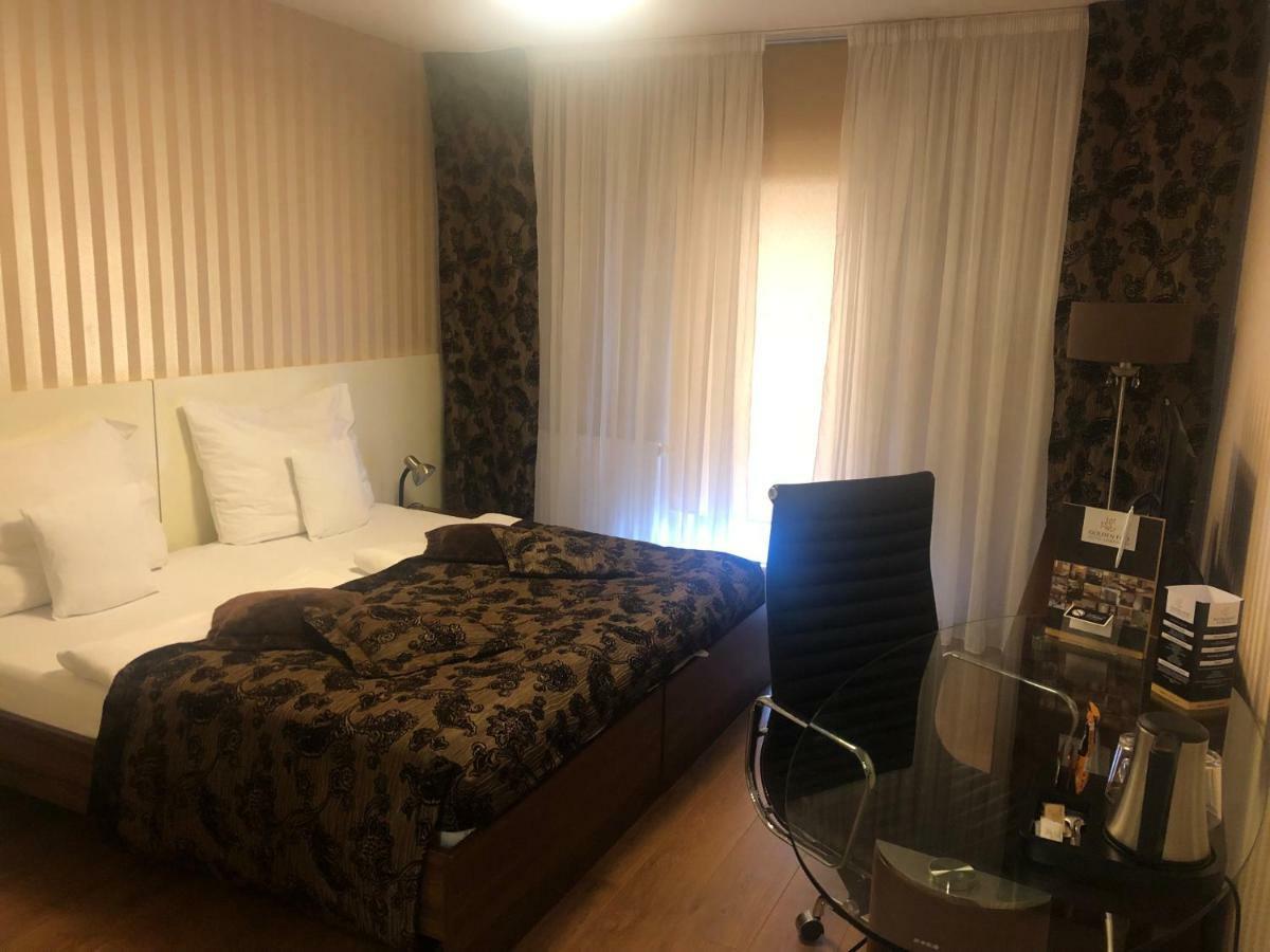 Golden Fish Apartmany Xia Plzeň Dış mekan fotoğraf